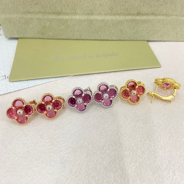 [⭐JeweliWhal]2026 NEW  CLOVER 1 MOTIFPINK ENAMEL STUD EARRINGS WITH DIAMONDS2