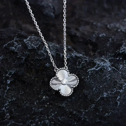 [⭐JeweliWhal]CLOVER  15MM DIAMOND LASER NECKLACE SILVER