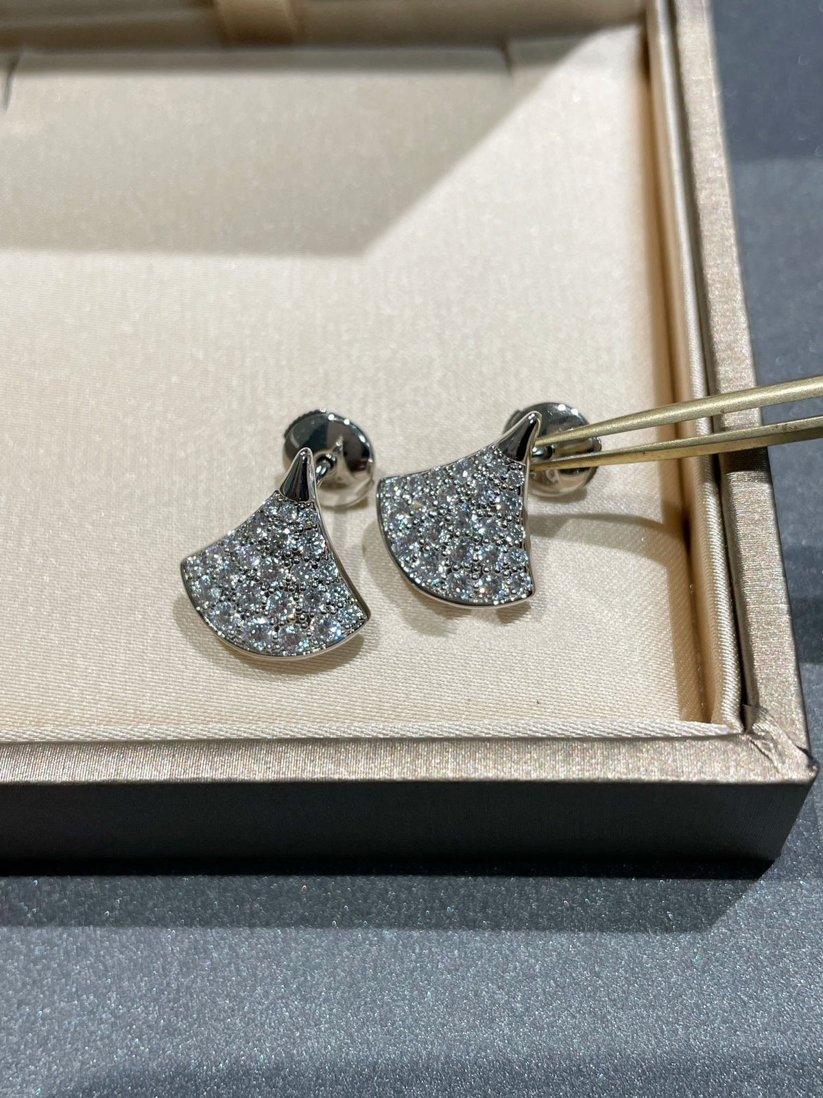 [⭐JeweliWhal]DREAM STUD EARRINGS DIAMOND