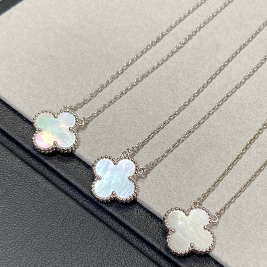 [⭐JeweliWhal]CLOVER MEDIUM SILVER WHITE MOP NECKLACE