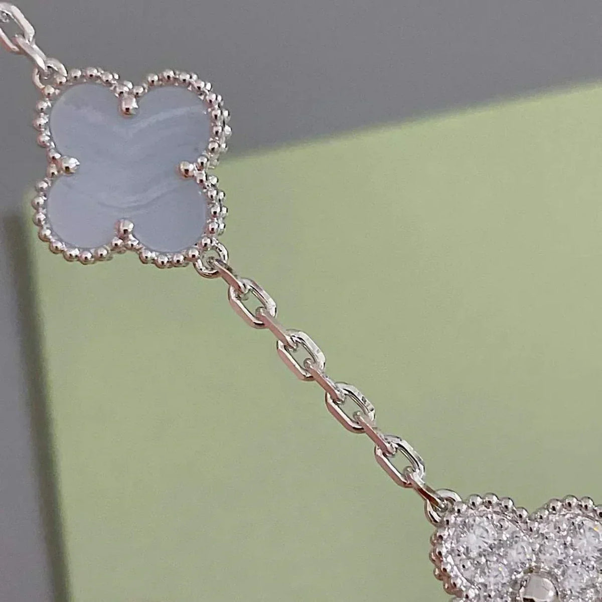 [⭐JeweliWhal] CLOVER 5 MOTIF PURPLE CHALCEDONY BRACELET COLLECTION