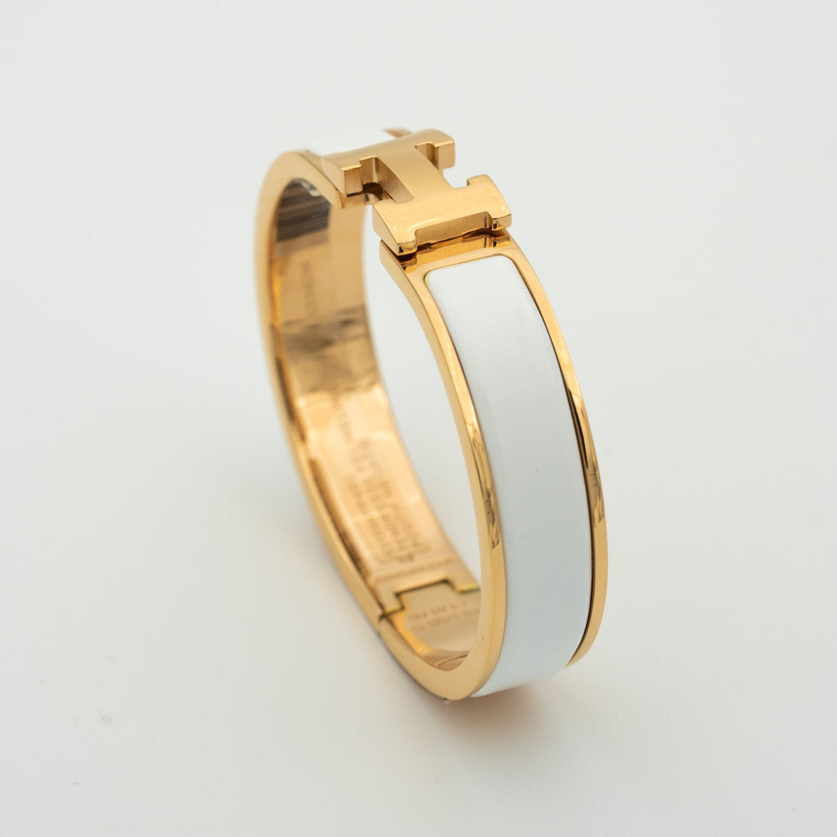 [⭐JeweliWhal]H WHITE BRACELET